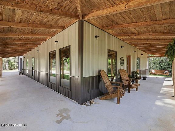 4th image of 170 Spring Rd