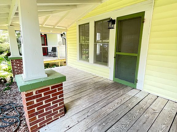 Spacious front porch