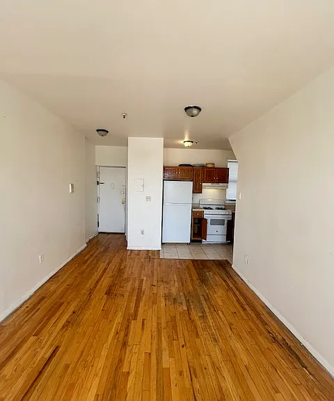 67 Brinkerhoff St #4B — Photo 8