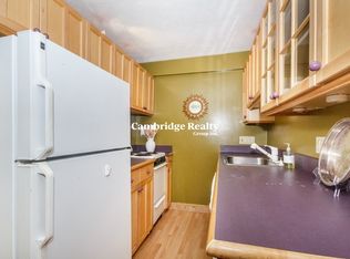 4 Trowbridge Pl #4T, Cambridge, MA 02138