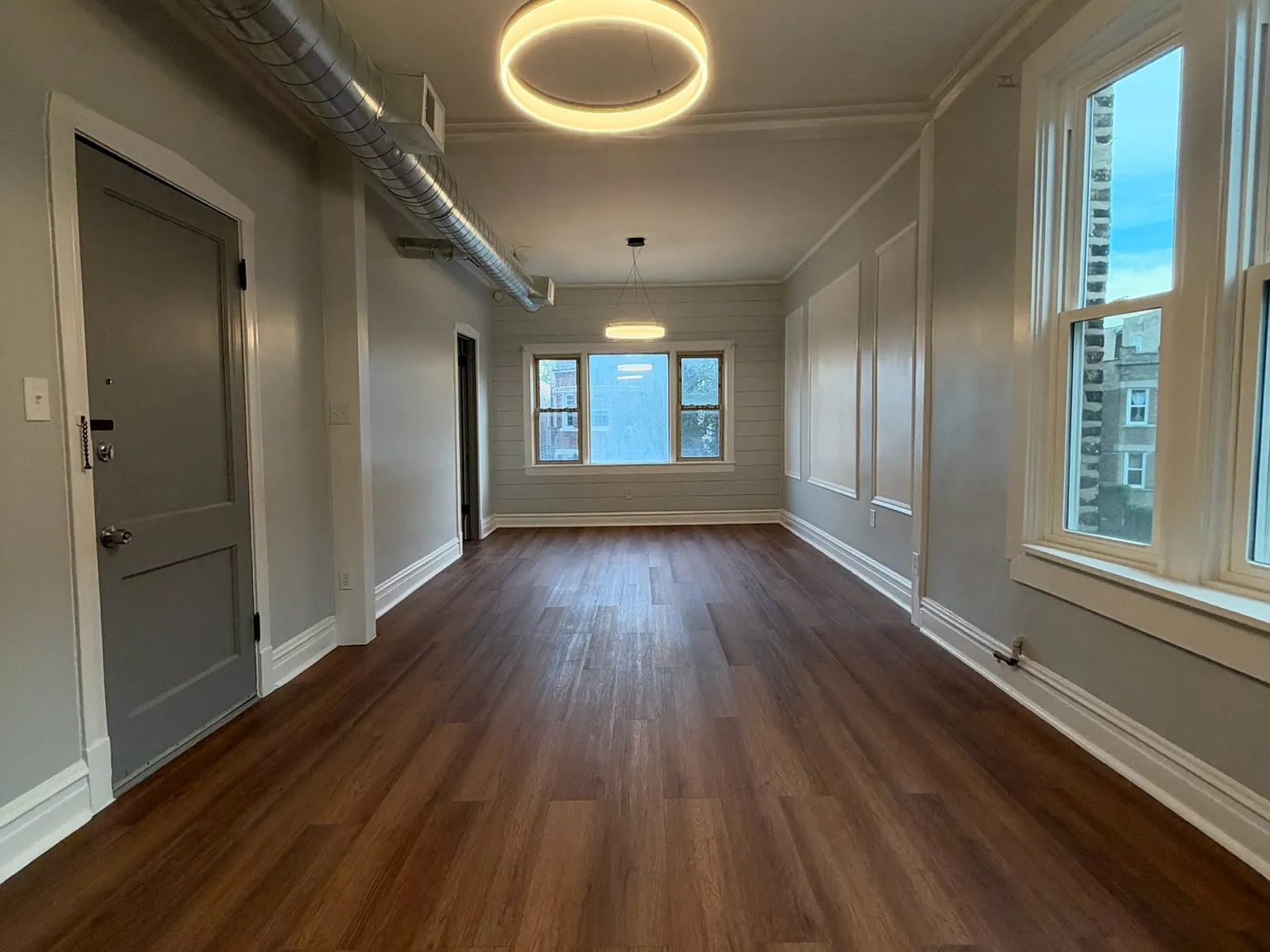 3 bed, $2,100 — Photo 1