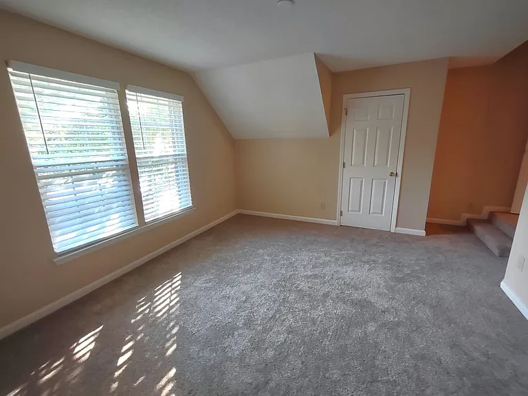 1111 Land Grant Rd — Photo 23