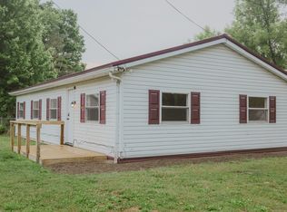 37 Gillette St, Union City, PA 16438