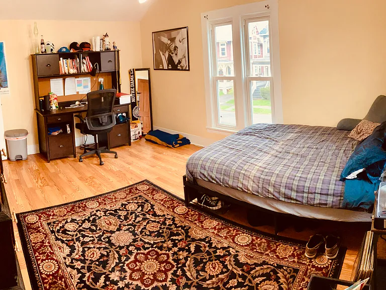 63 Rowley St #B2 — Photo 9