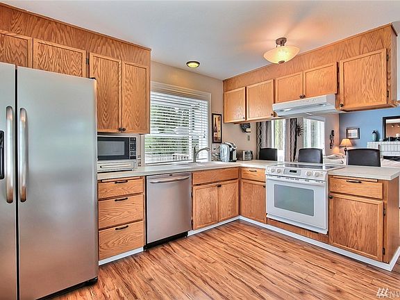 5th image of 13320 118th Avenue Ct E