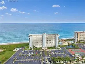 10600 S Ocean Dr #2 — Photo 41