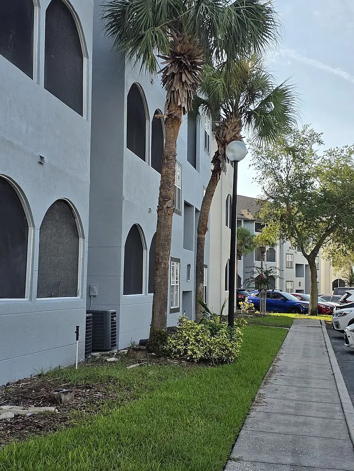 1 bed, 1092 sqft, $1,350 — Photo 2