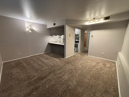 2727 Folsom St Photo 1