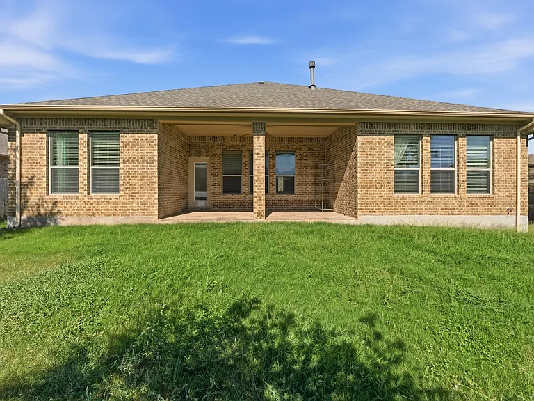 2508 Hilltop Divide Ln — Photo 39