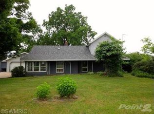 20989 Bulhand St, Cassopolis, MI 49031