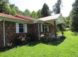 2853 Hammons Fork Rd, Woollum, KY 40906