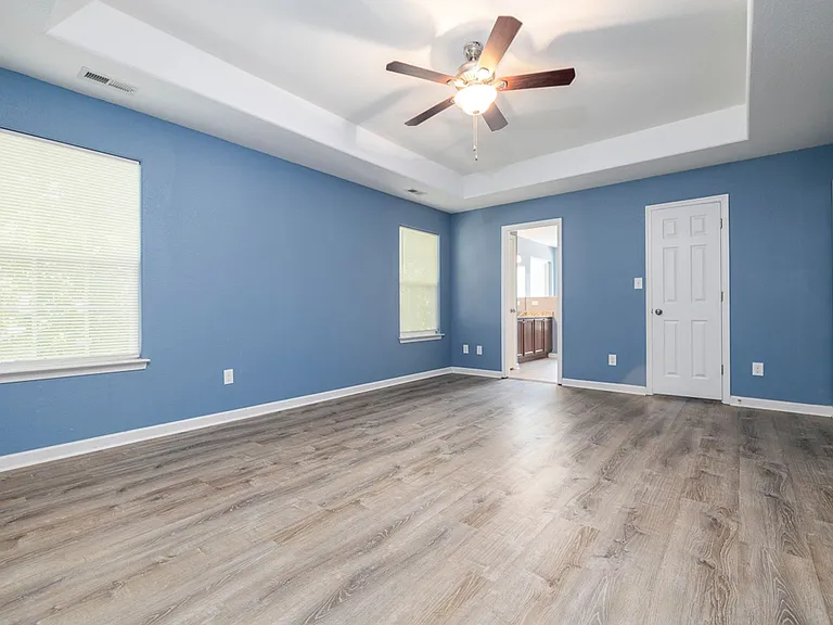 7713 Cortlandt Pl — Photo 23