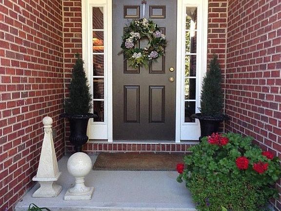 2nd image of 1799 Windflower Ct