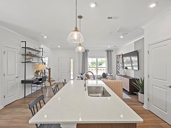 Open Concept Living, Perfect for Entertaining
