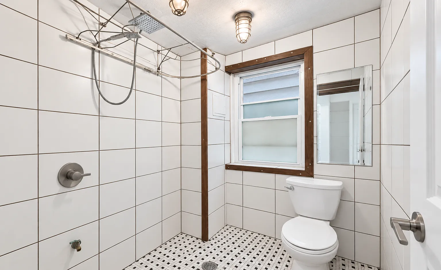 1 bed, $1,900 — Photo 4