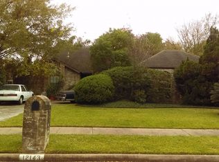 12143 Burgoyne Dr, Houston, TX 77077