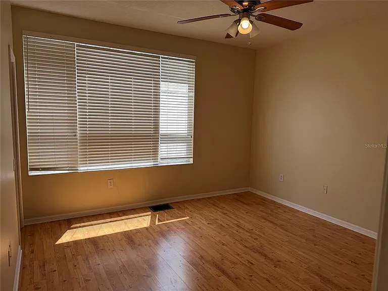 3146 Bayshore Oaks Dr — Photo 10