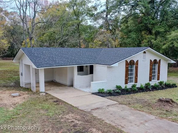 106 Boundary Dr, Woodworth, LA 71485