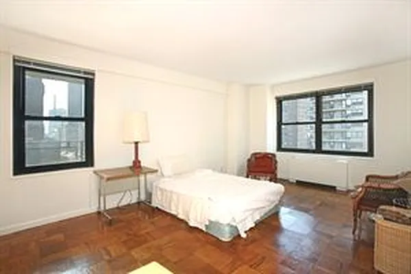 Sold by Douglas Elliman | media 28