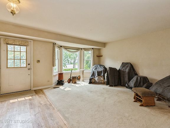 2nd image of 217 Bingham Cir