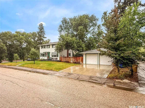 3037 ARGYLE Road, Regina, SK S4S 2B3