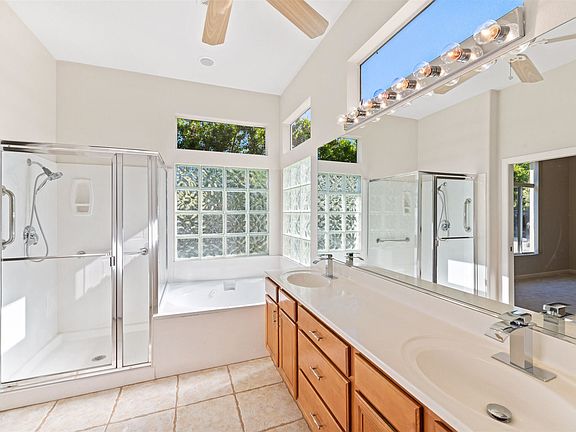 5th image of 39308 Fernwood Glen Ct