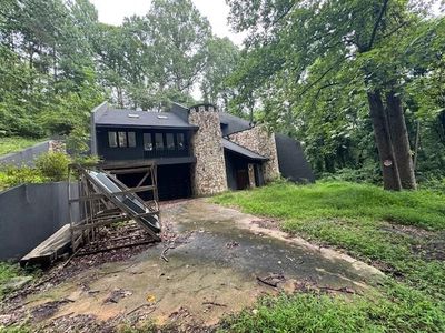 1809 Silver Ridge Ct, Stone Mountain, GA, 30087