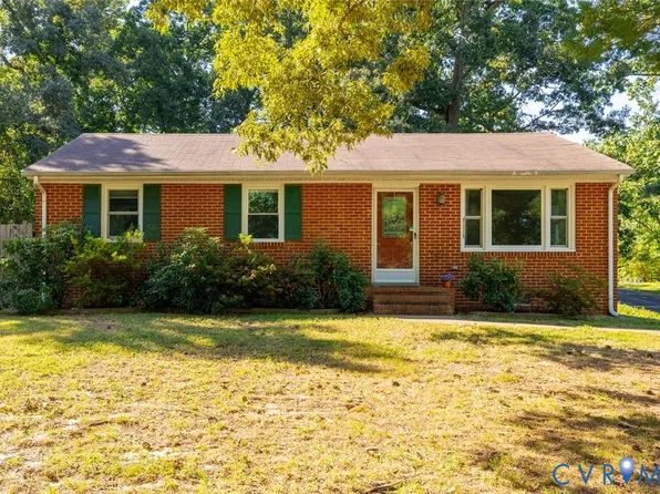 10600 Lunswood Rd, Chester, VA 23831