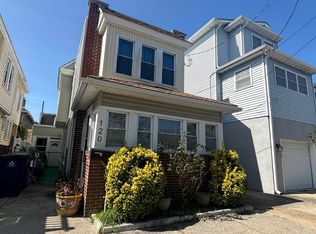 120 N Bryant Ave, Ventnor, NJ 08406