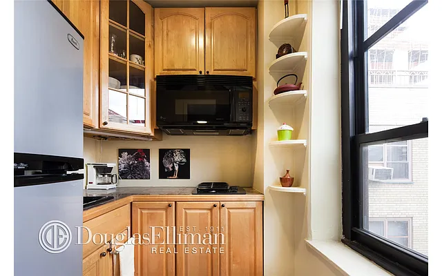 Sold by Douglas Elliman | media 2