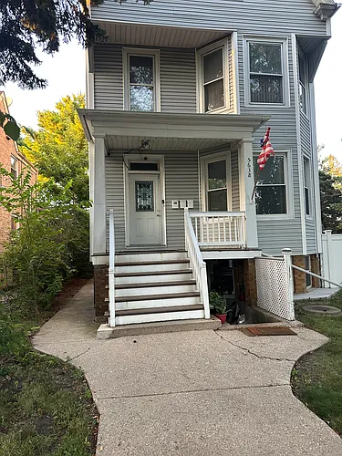 5638 W Higgins Ave #1 Photo 1