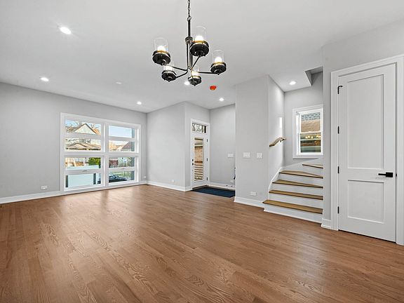 3rd image of 4222 N Lawndale Ave