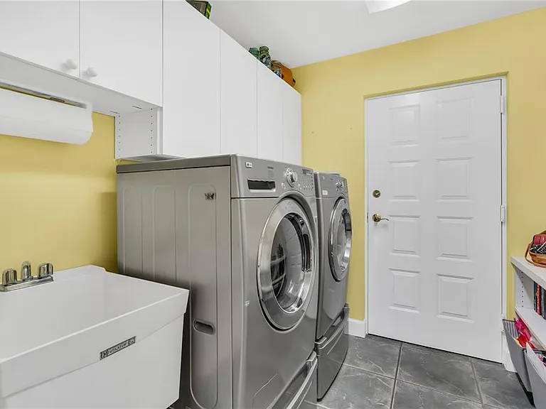 5204 Bouchard Cir #102 — Photo 26
