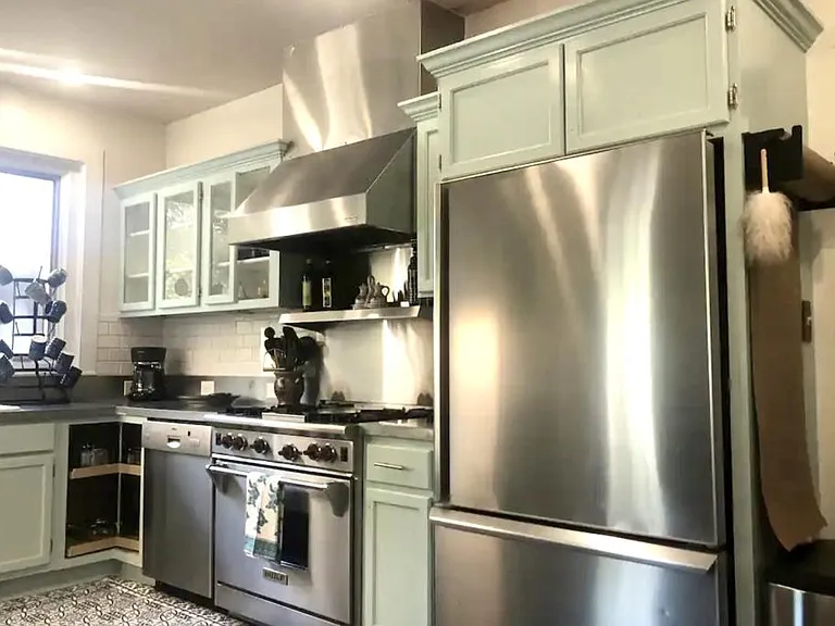 109 Gaston Ave — Photo 8