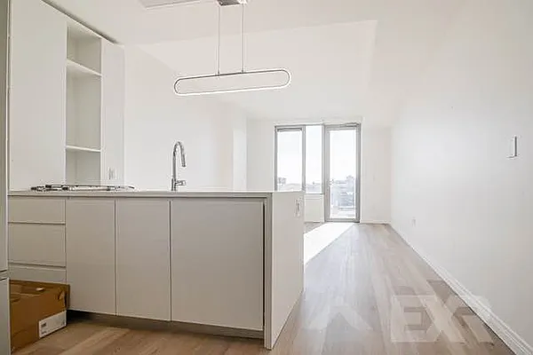 Rented by EXR | media 3