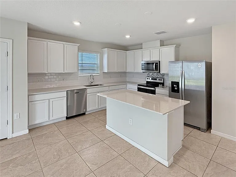 5012 Blue Hammock Ct — Photo 7