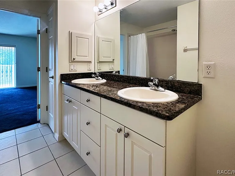 4450 E Windmill Dr #107 — Photo 21