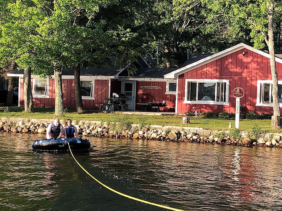 2nd image of 7613 Bridge Ln NE