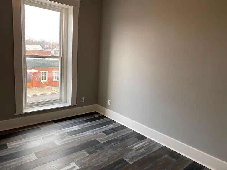 1214 Logan St — Photo 10