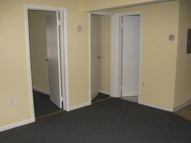 1048 South St #3 — Photo 4