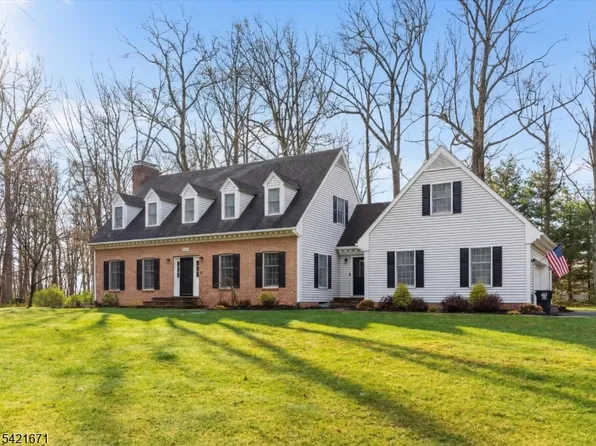 321 Bellis Rd, Holland Twp., NJ 08804