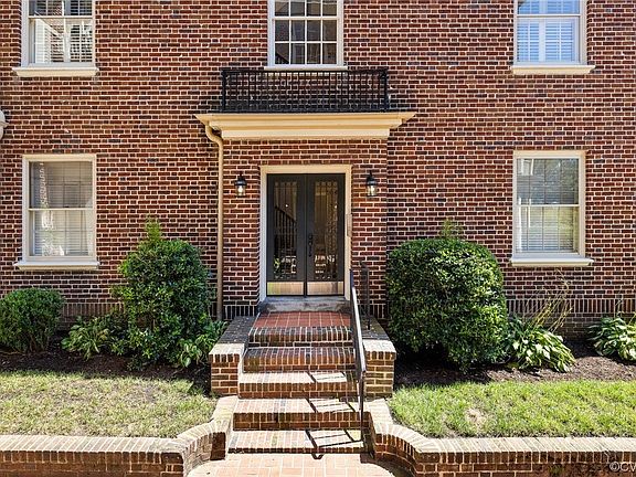 3rd image of 3410 Monument Ave #U307