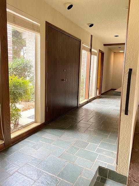 2nd image of 2901 Drakestone Ave