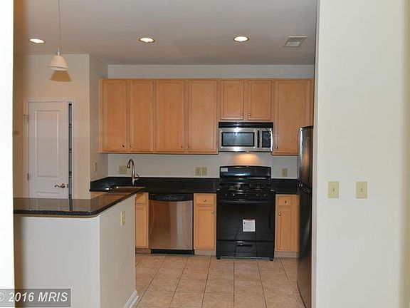 3rd image of 2665 Prosperity Ave APT 335