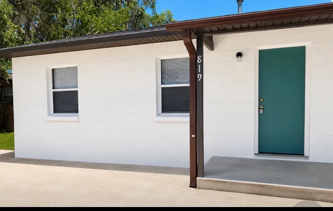 2 bed, 770 sqft, $1,250 — Photo 1