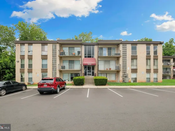 5204 Newton St APT 304, Bladensburg, MD 20710