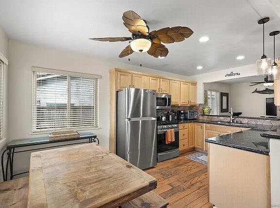 5th image of 715 Toulon Ct