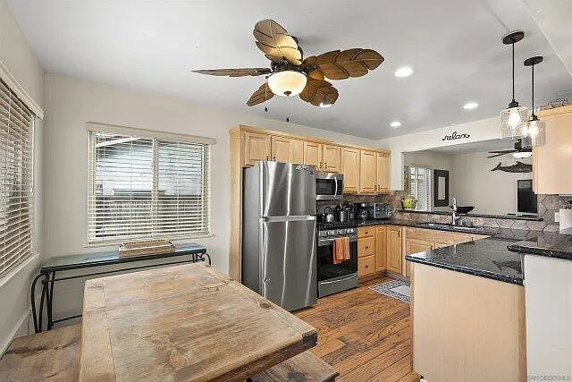 715 Toulon Ct — Photo 5