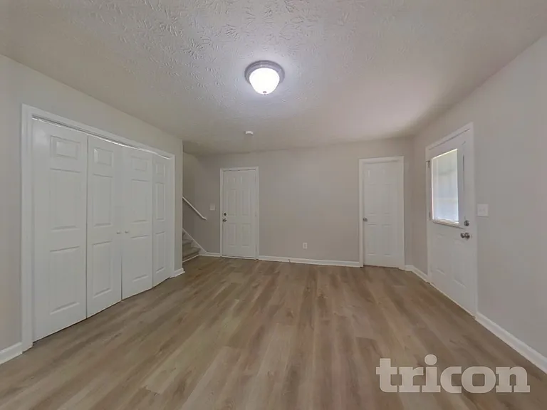5733 Partin Ln — Photo 19