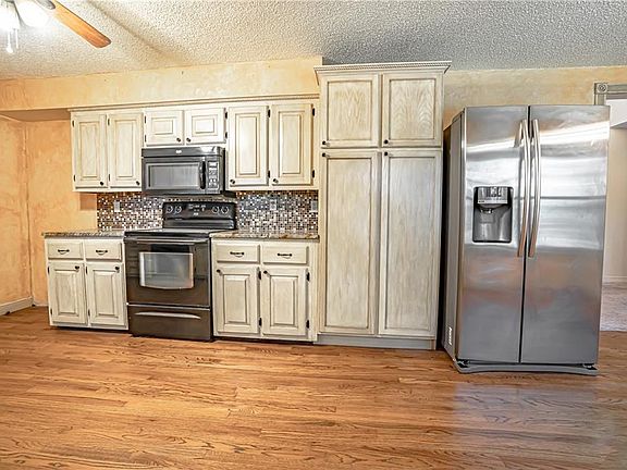 3rd image of 6532 Price Alley Dr